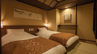 トリプル 42平米 禁煙 / 渓谷側 / 天然温泉客室風呂付き