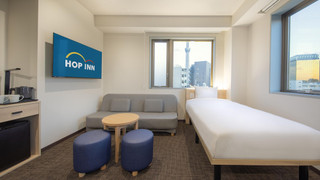 デラックス トリプルルーム ベッド ソファーベッド付き 禁煙