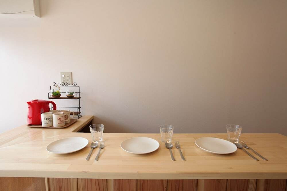 客室内のダイニングエリア