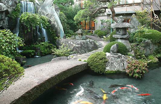 石和温泉 銘石の宿 かげつ（山梨県 旅館） / 1
