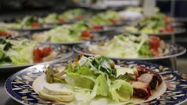 食事・飲み物 / 1