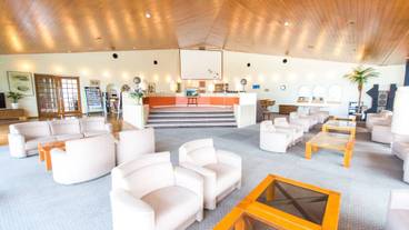 ロビー応接スペース / 9