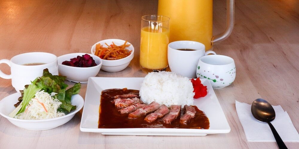 朝食