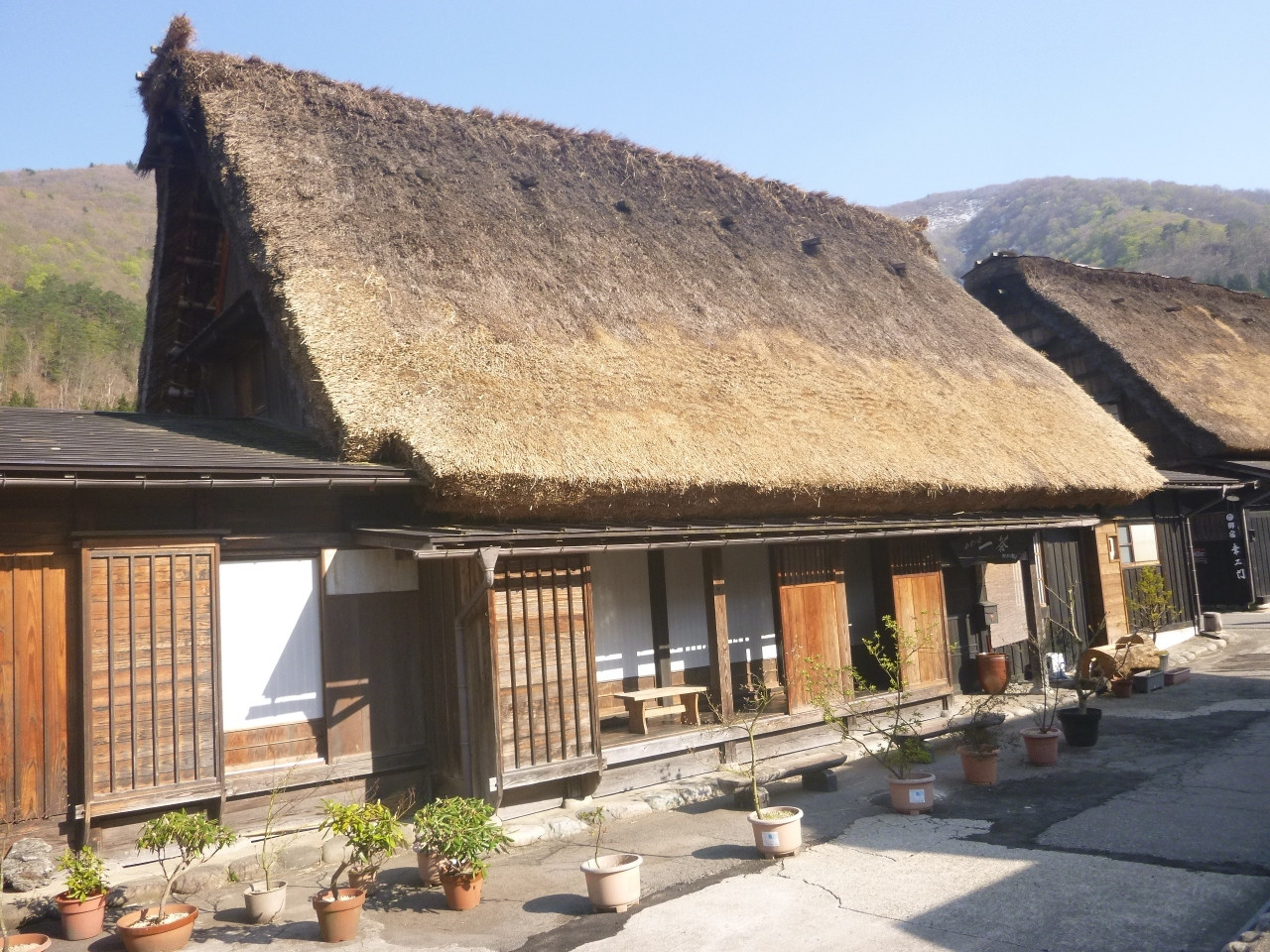 2．メイン通りに近く観光に最適「白川郷 合掌造りの宿 一茶」3482892