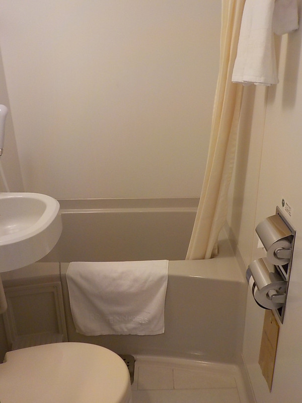 洗面、トイレ、風呂が一体になっています。