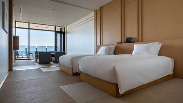 デラックス オーシャンビュー “VIEW BATH” 室礼① / 5