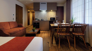 デラックス トリプルルーム ベッド (複数台) 禁煙 キッチン