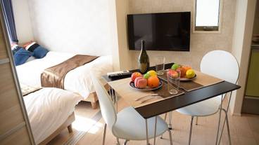 客室内のダイニングエリア / 11