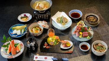 食事・飲み物 / 10