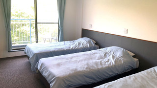 コネクティングルーム 3ベッド＋3布団 [最大6名] 4階 エレベーターなし 山側 禁煙