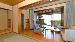 露天風呂付コーナールーム50sqm（畳10畳）　禁煙　ビーチビュー