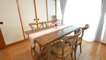 客室内のダイニングエリア / 13