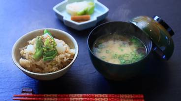 食事・飲み物 / 31