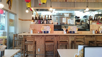 「串カツ田中 武蔵小山店」内観 1164742 明るい店内