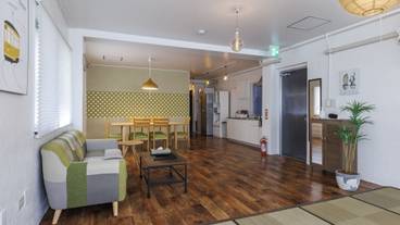 客室内のダイニングエリア / 27