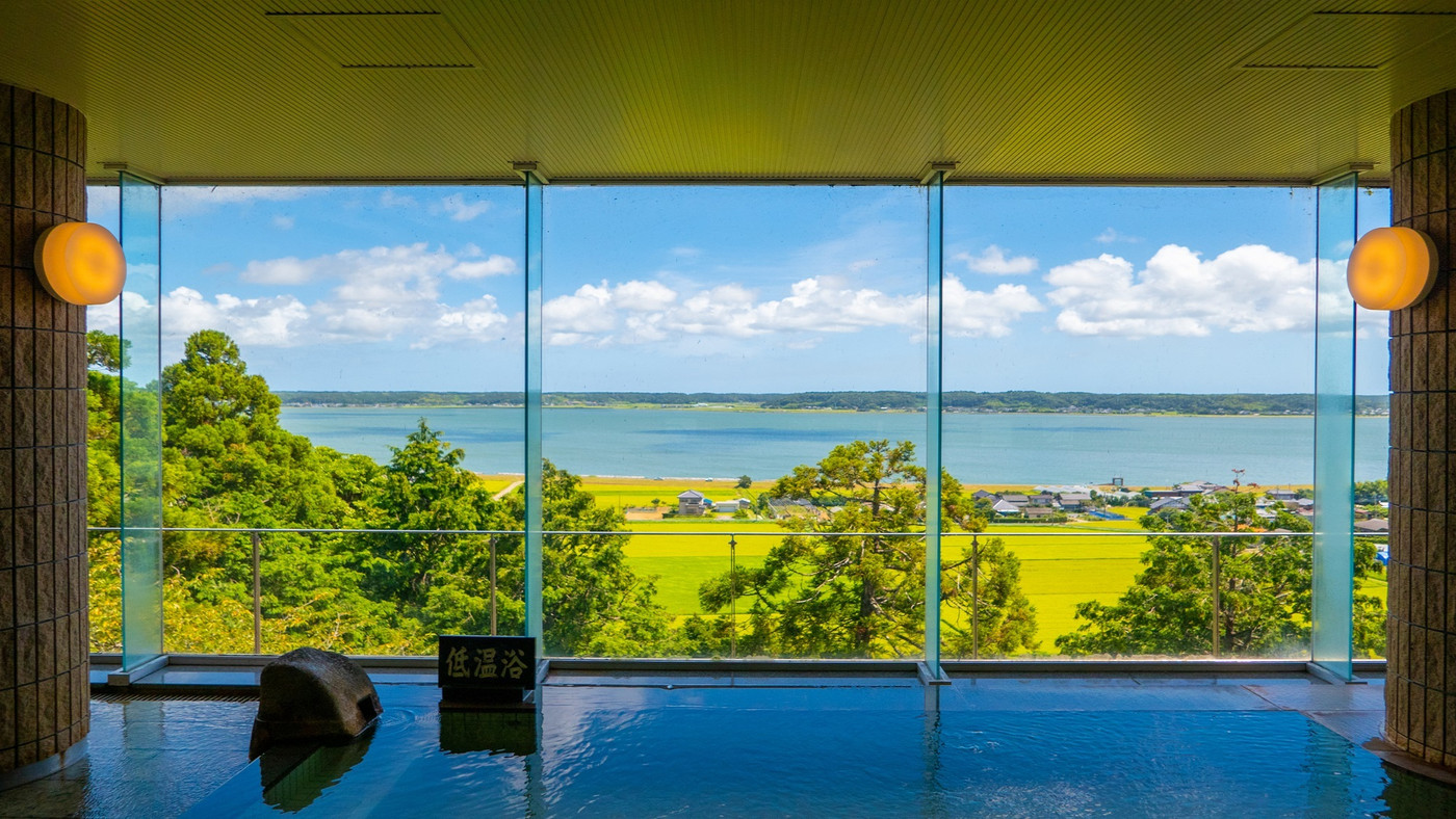 リーズナブルが嬉しい♪水郷の街に佇む温泉リゾート4060480