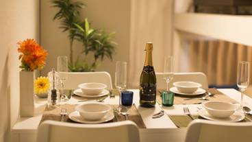 客室内のダイニングエリア / 22