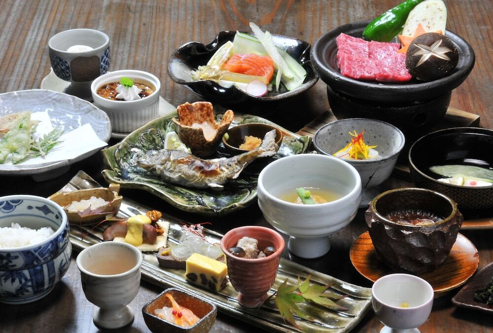 雑木林に佇む古民家風の離れ♪緑に包まれた露天風呂で非日常感を体験4111669