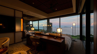 デラックス ツインルーム オーシャンビュー コーナー