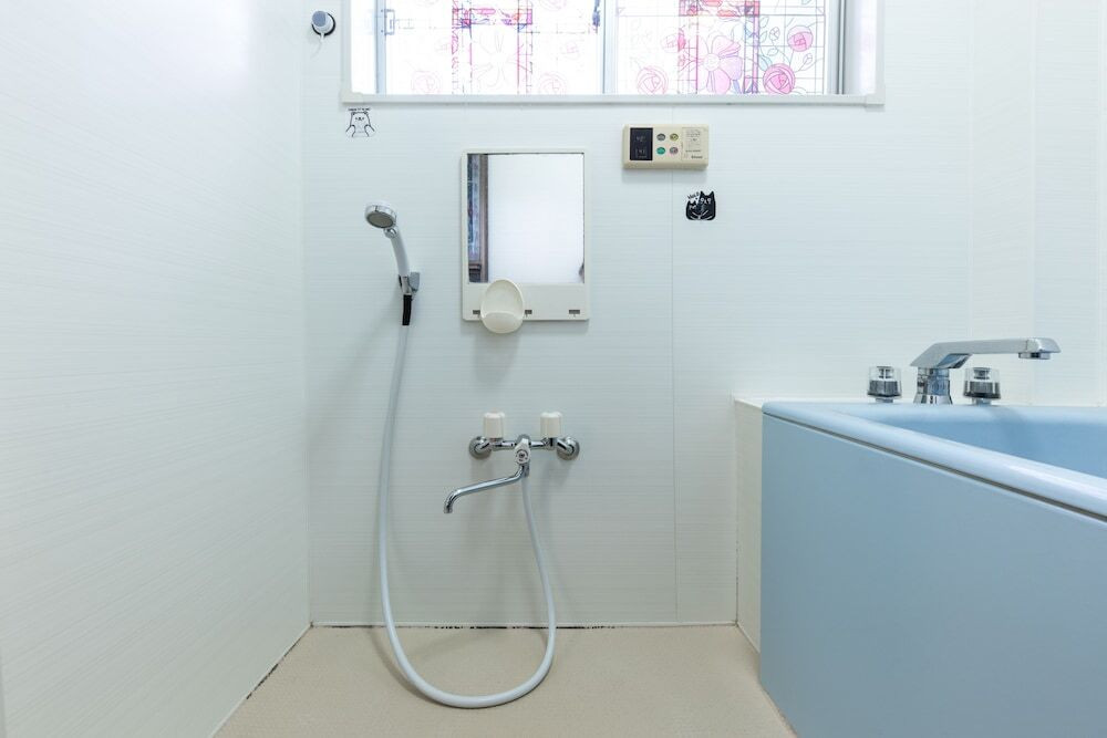 バスルームのシャワー