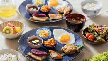 食事・飲み物 / 10