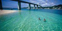 透明度抜群！沖縄・那覇から日帰りできる『瀬底島』は魅力がいっぱい！