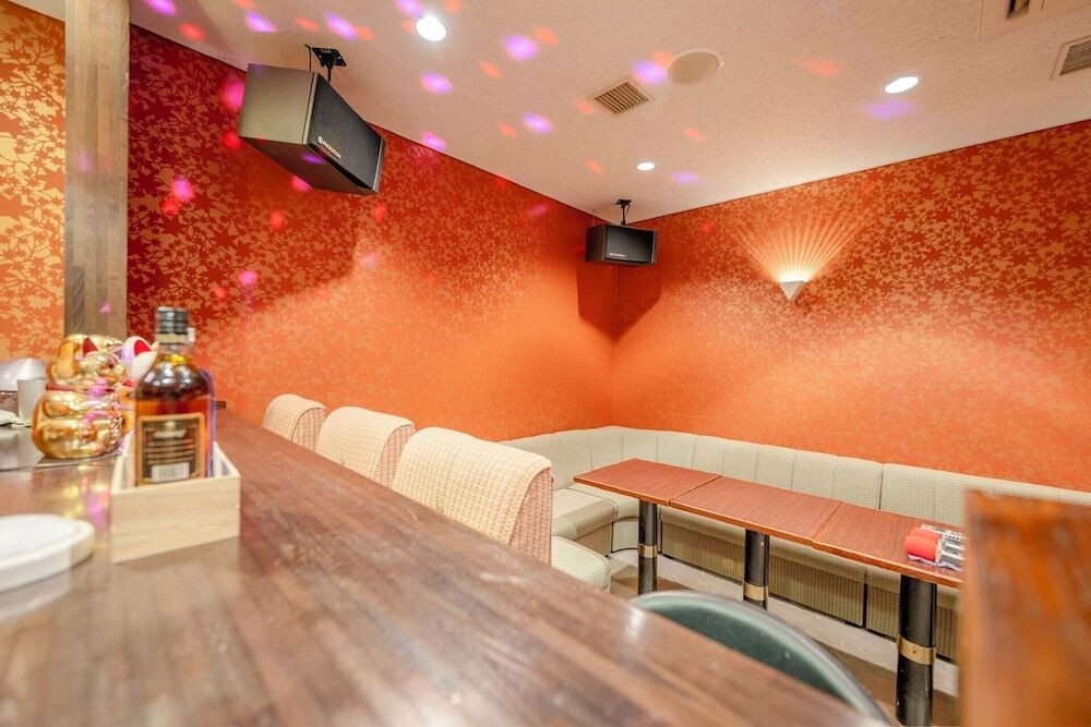 カラオケ ルーム