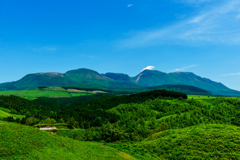 Kokonoe mountain range