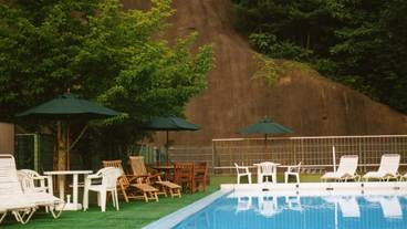 屋外プール① / 7