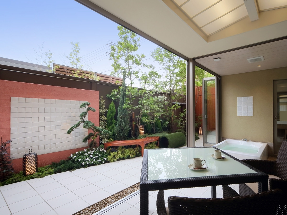 露天風呂付き＆食事はルームサービスもあり3929448