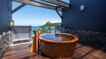 熱海温泉 味と湯の宿 ニューとみよし（アタミオンセン アジトユノヤド ニュートミヨシ） / 1