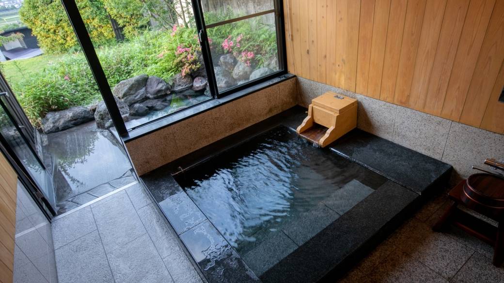 牡丹 客室内風呂 / 2