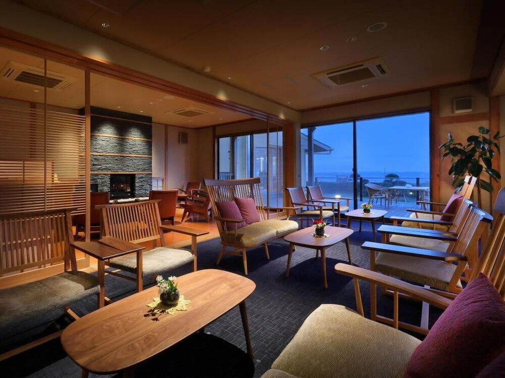 「海の湯宿　花しぶき」に到着！まずはラウンジでウェルカムドリンクを3725876