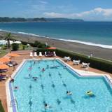 夏には屋外プールもオープン / 4