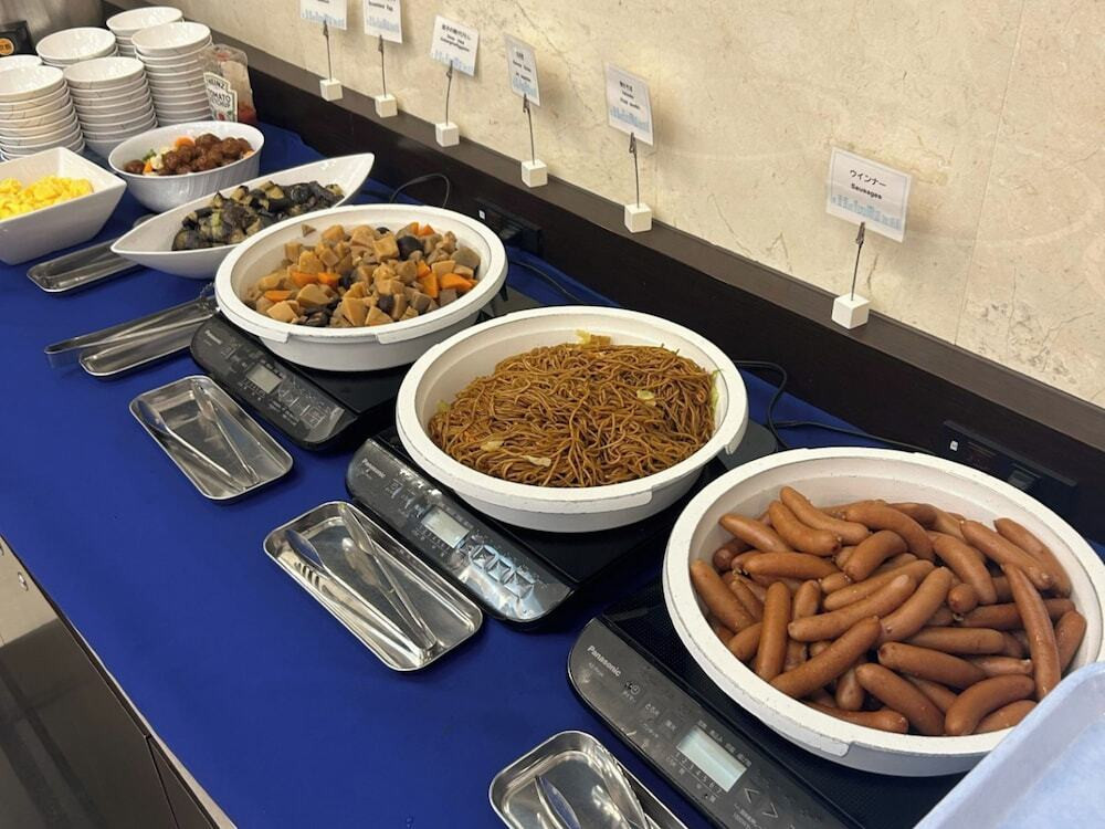 朝食