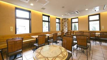 朝食スペース / 12