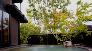 夢見 （内風呂・露天風呂付 離れ）