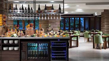 レストラン / 32