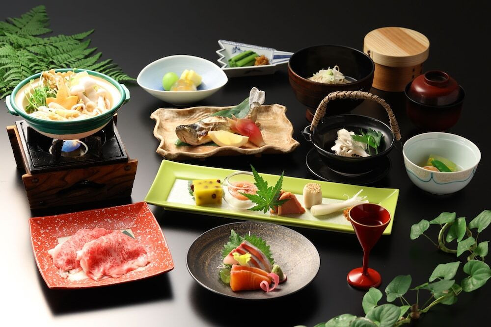 江戸時代創業の老舗で、優雅にリラックス「よろづや」3924109