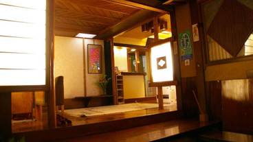 内部エントランス / 2