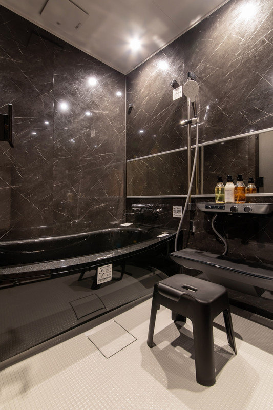 バンクベッドのバスルーム