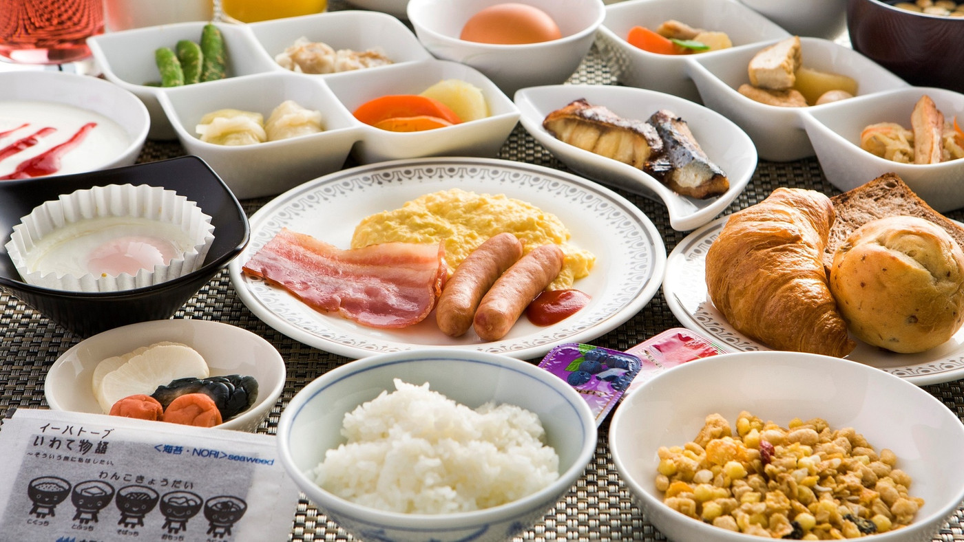 JR盛岡駅と直結しているので雨天時も安心3479015