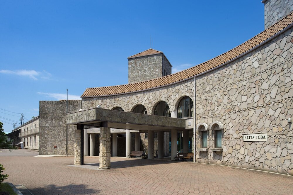 8. アルティア鳥羽3475412