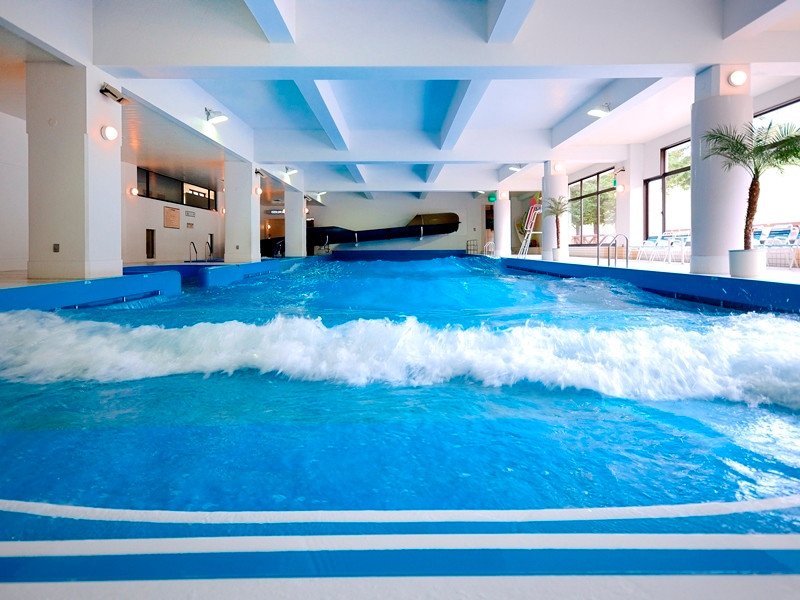 ホテルにも遊園地にもプール！夏イベントを満喫しよう3495113