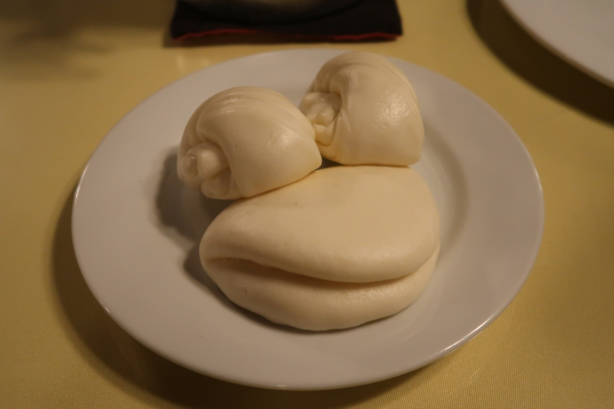 夕食（蒸しパン）