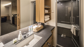 ツインベッド　スイートルーム　ガーデンビュー　キチネット付き