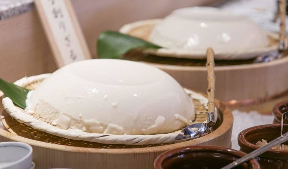 人気店のパンを
朝から食べ放題♪ / 5