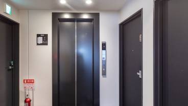 エレベーター / 6