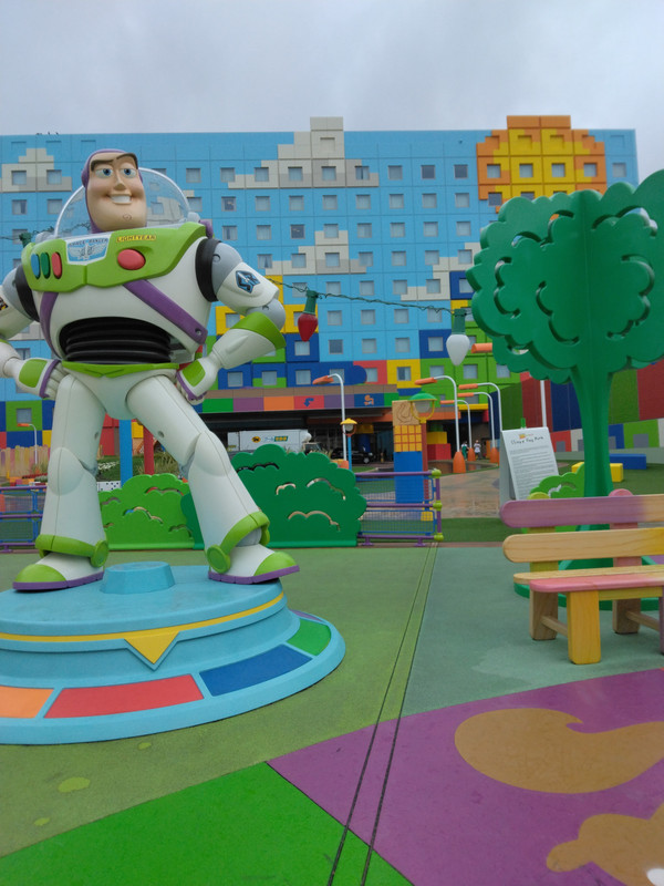 ようやくオフィシャルホテル内と感じる中庭