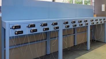 施設内の設備 / 27